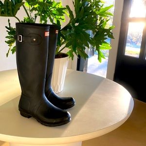 Matte black Hunter Rain Boots